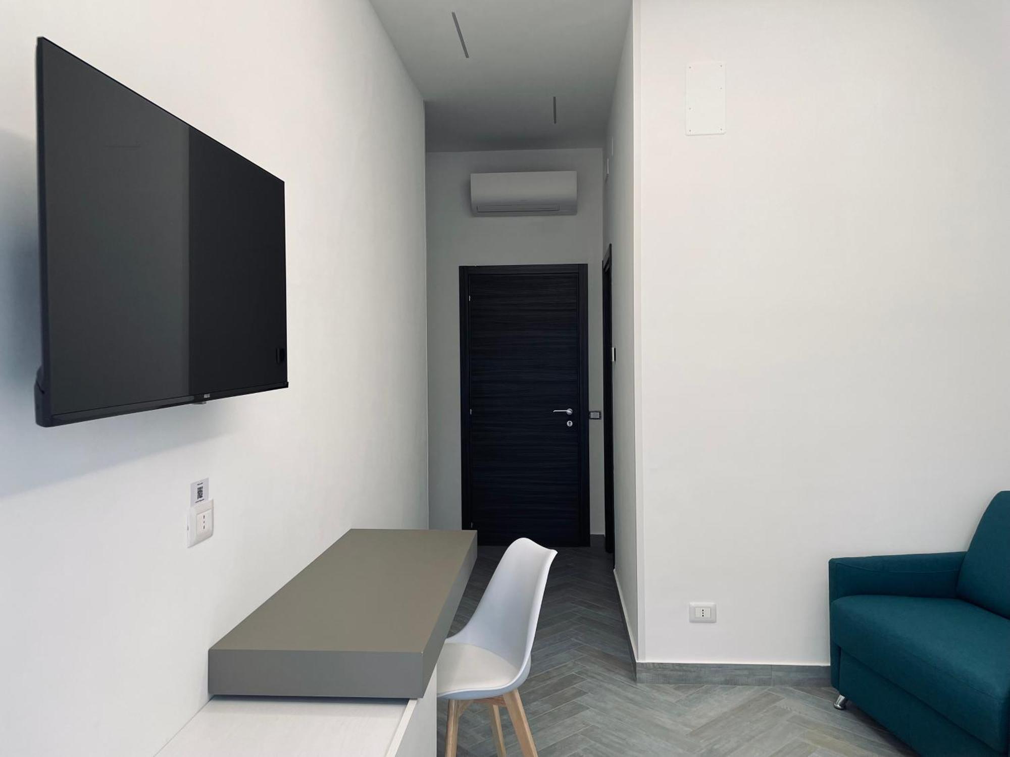 Bluceleste Salerno Centro Exterior foto